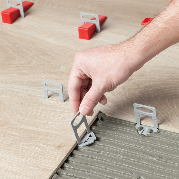 Mustang Tile Levelling System